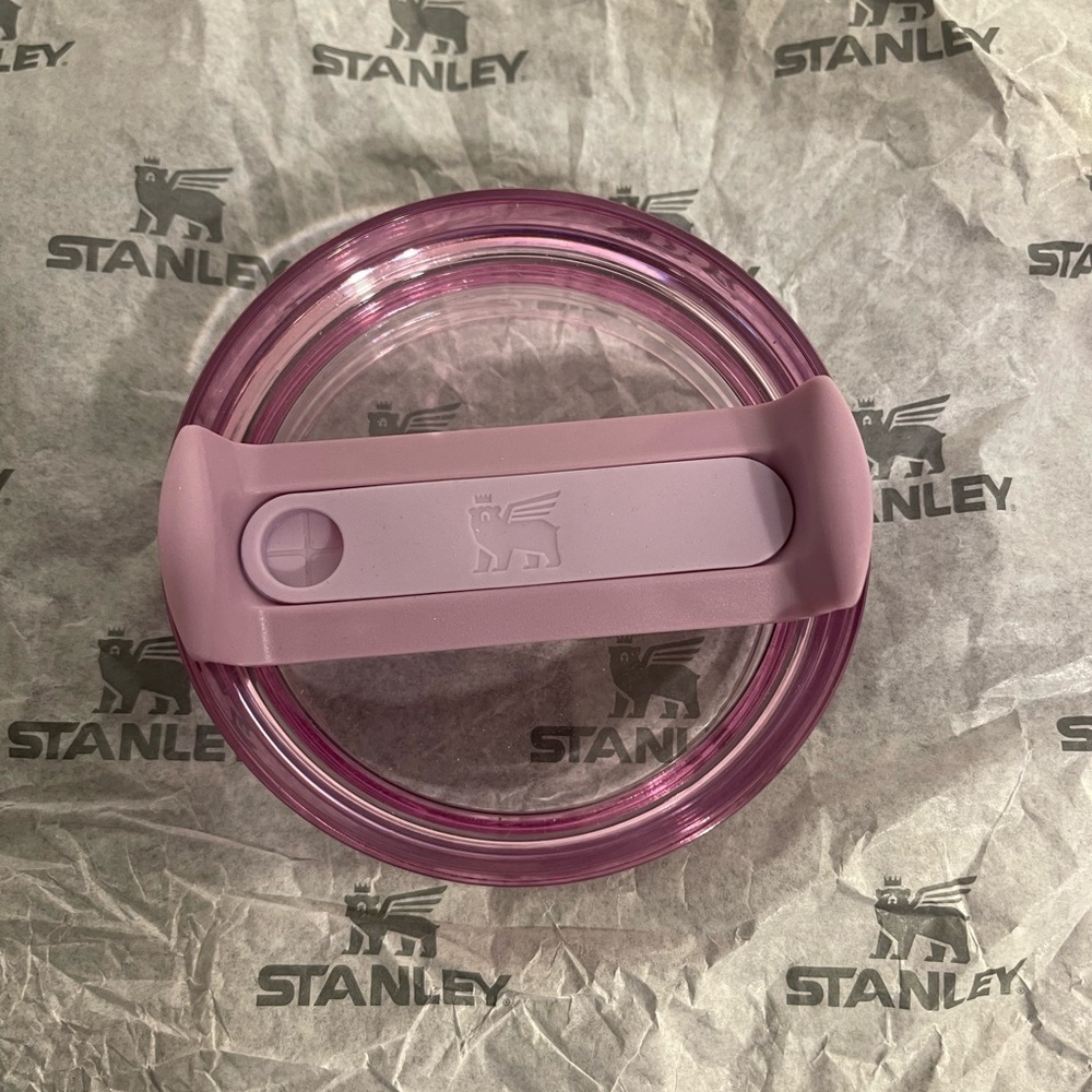 Stanley Lavender Tumbler 40oz - Picture 4 of 9